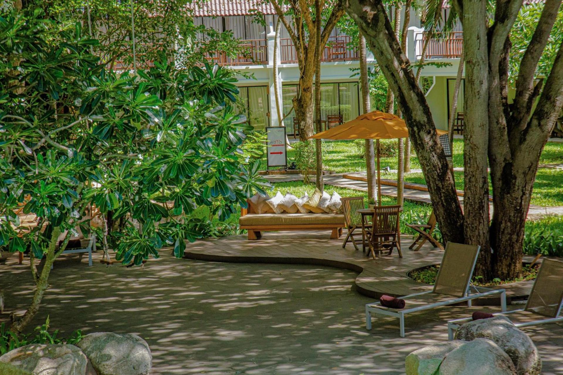 Woodlands hotel y Resort Pattaya Exterior foto